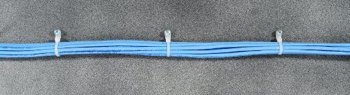 Стандартната кабелна замазка Pro Равенство B8SDSM1000 с 8-Инчов Винтовым монтиране, UV-черен найлон, 1000 бр. в опаковка