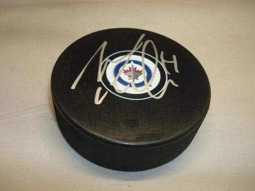 Антъни Пелузо подписа хокей шайба Уинипег Джетс с автограф 1А - Autograph NHL Pucks