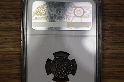 Древнеримская Сребърна монета един пеняз 2000-годишна давност, 42 година пр. хр Помпей Велики, NGC Choice, В Много добро състояние