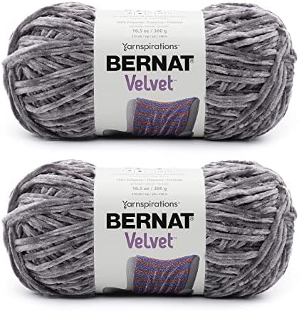 Прежди Bernat Velvet White - 2 опаковки по 300 г / 10,5 грама - Полиестер - 5 Обемни - 315 ярда - Плетене / Плетене на една кука